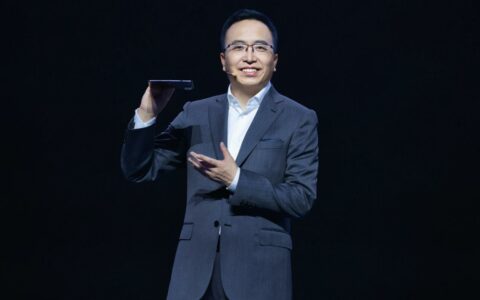 荣耀CEO赵明因身体原因辞职，前华为悍将李健接任