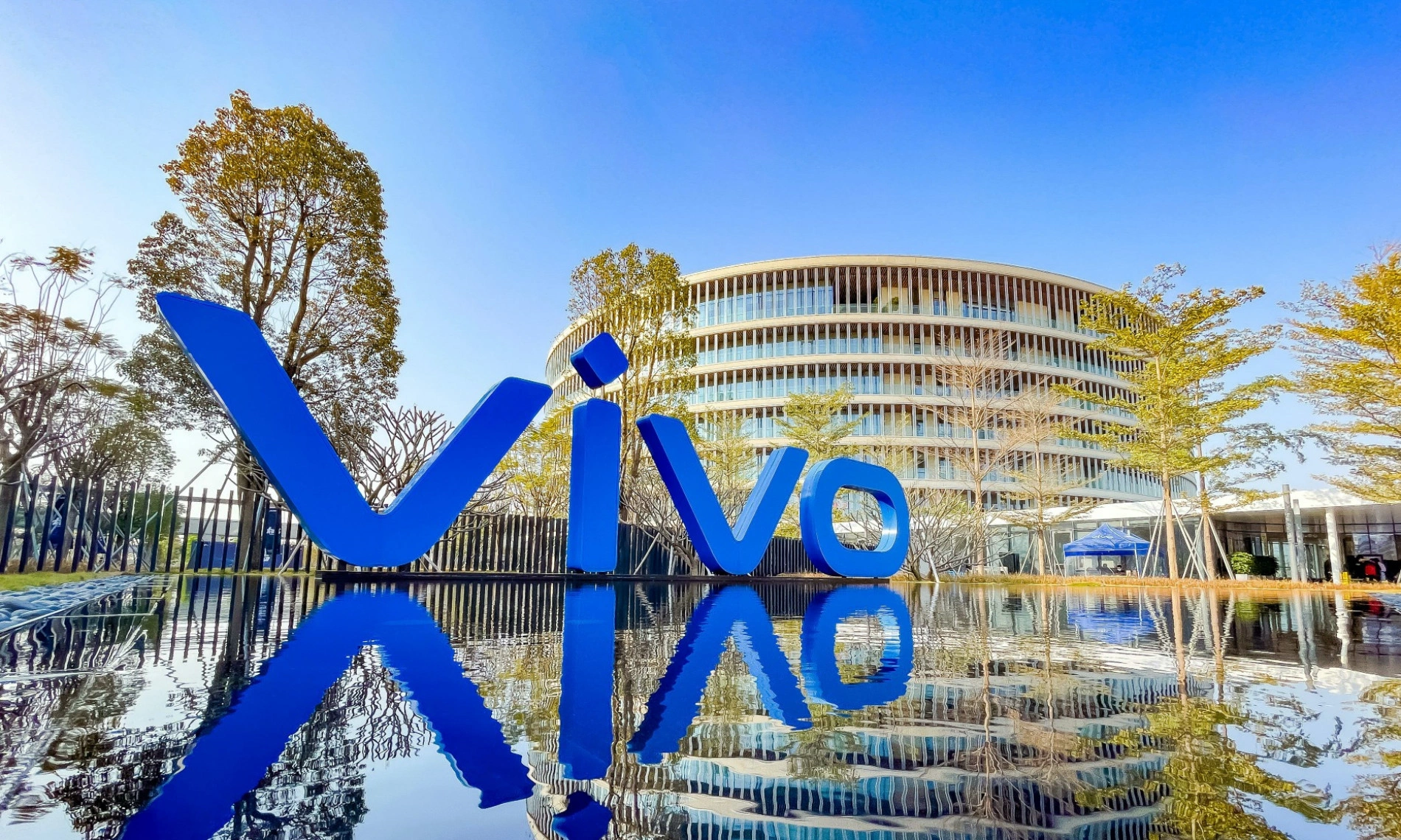 vivo X200S或首发！天玑9400+参数细节曝光：超大核主频提升至3.7GHz
