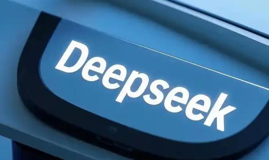 DeepSeek创始人梁文锋回应爆火：中国AI未来可期