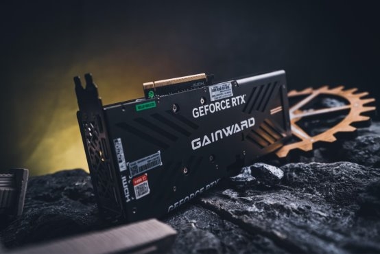 DLSS4性能全力冲锋，耕升GeForce RTX5080炫光OC值得你拥有！