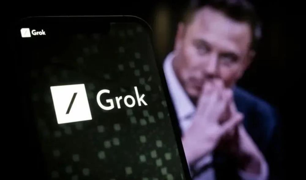 ‌马斯克Grok应用登顶美国App Store免费榜，超越ChatGPT