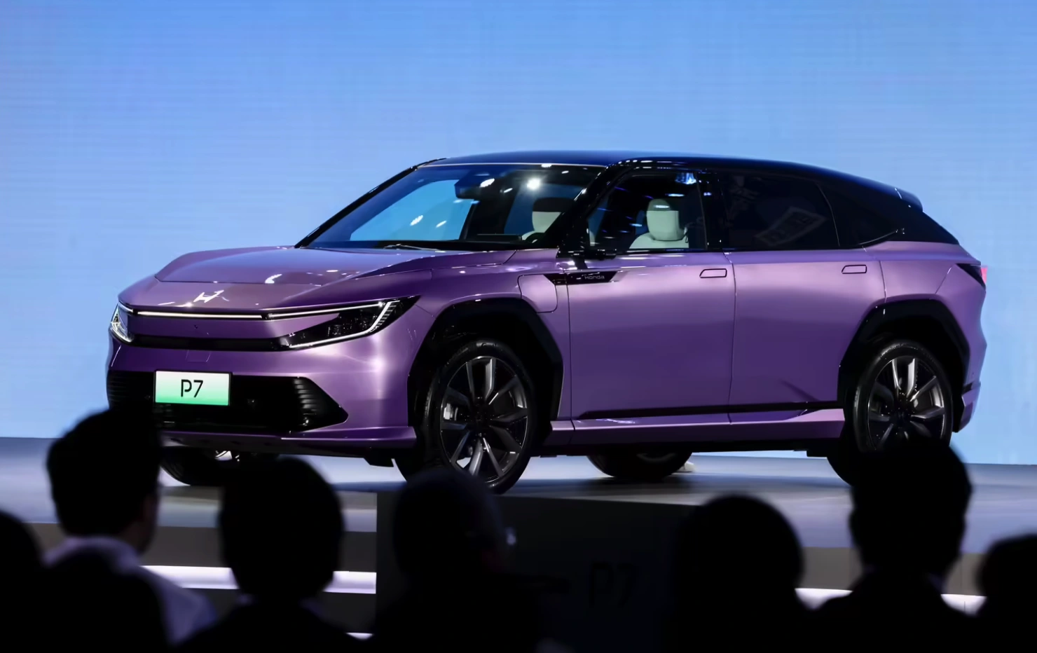 广汽本田全新纯电 SUV 车型 P7 发布：专属运动调校 / 电子外后视镜 / L2 + 辅助驾驶