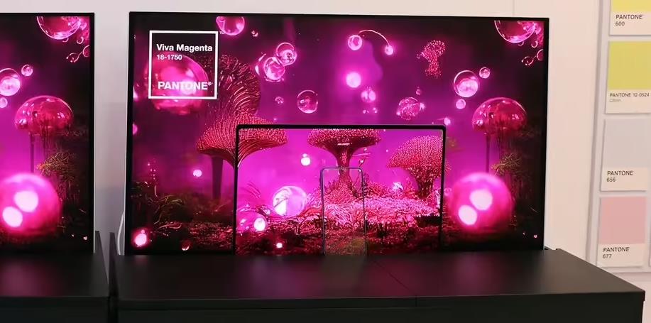 三星OLED黑科技引爆MWC 2025：500Hz电竞屏、折叠掌机登场
