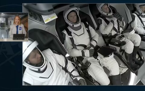 ‌SpaceX紧急取消载人发射任务：两名宇航员滞留太空已超9个月