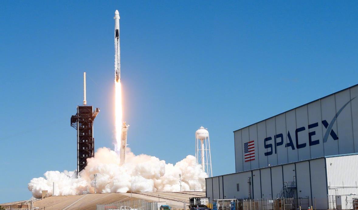 ‌马斯克称SpaceX今年将承担全球90%轨道发射任务 星舰计划加速火星移民进程
