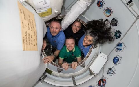 滞留太空9个月终回家！NASA确认两名宇航员18日乘龙飞船返地