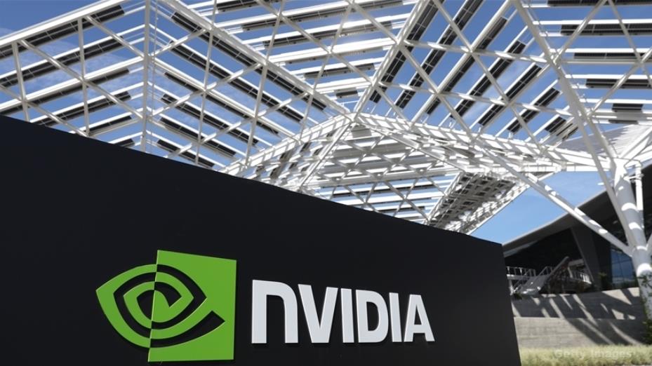 英伟达Nvidia宣布推出Blackwell Ultra和Rubin AI芯片