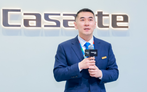 【2025 AWE】卡萨帝鉴赏家AI套系亮相 用AI技术重塑高端生活艺术