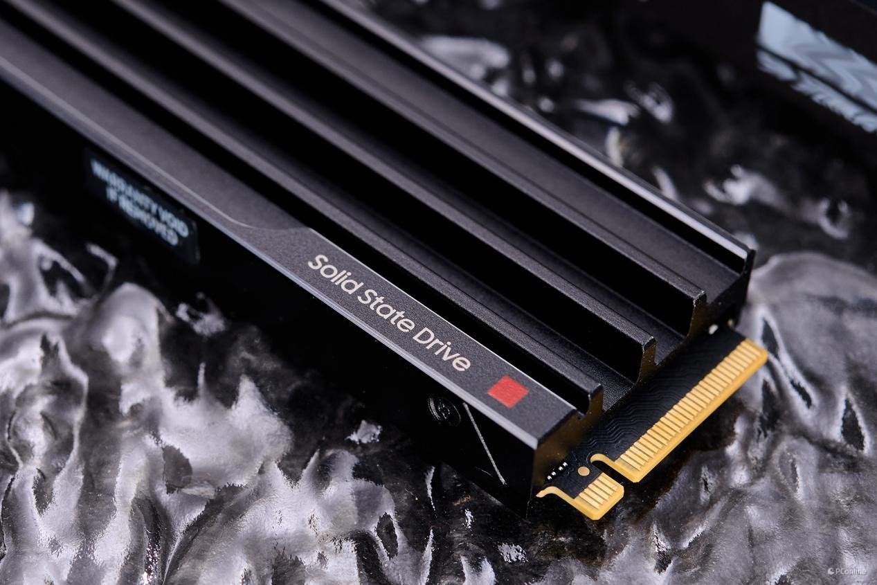 三星9100 PRO PCIe 5.0 NVMe M.2 固态硬盘评测：PCIe 5.0时代的性能巅峰