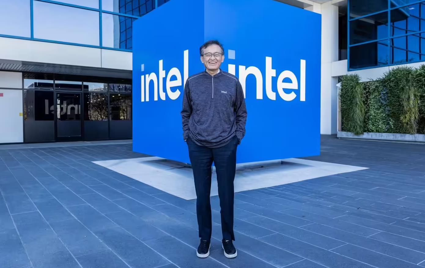 英特尔新CEO陈立武首谈复兴计划：优先填补人才缺口，呼吁客户“尖锐批评”