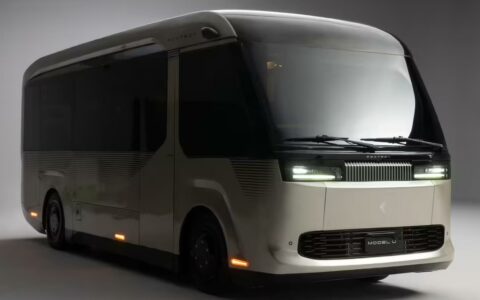 鸿海联手日本车企造电动车，Model A等车型最晚2027年登陆日本