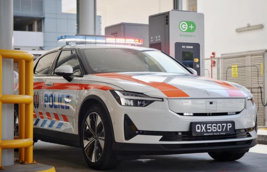 新加坡交警换装极星战车：19辆Polestar 2电动巡逻车2025年上路