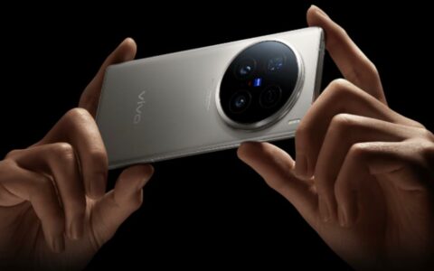 vivo高端机遭质疑：X200炫光门未平，Ultra堆料再打脸