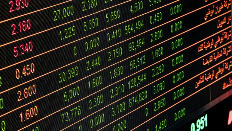 金价持续拉升   COMEX黄金涨逾1.4%