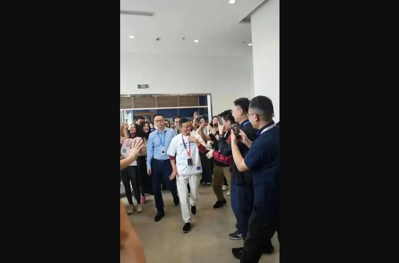马云回应回归阿里传闻：没听说！