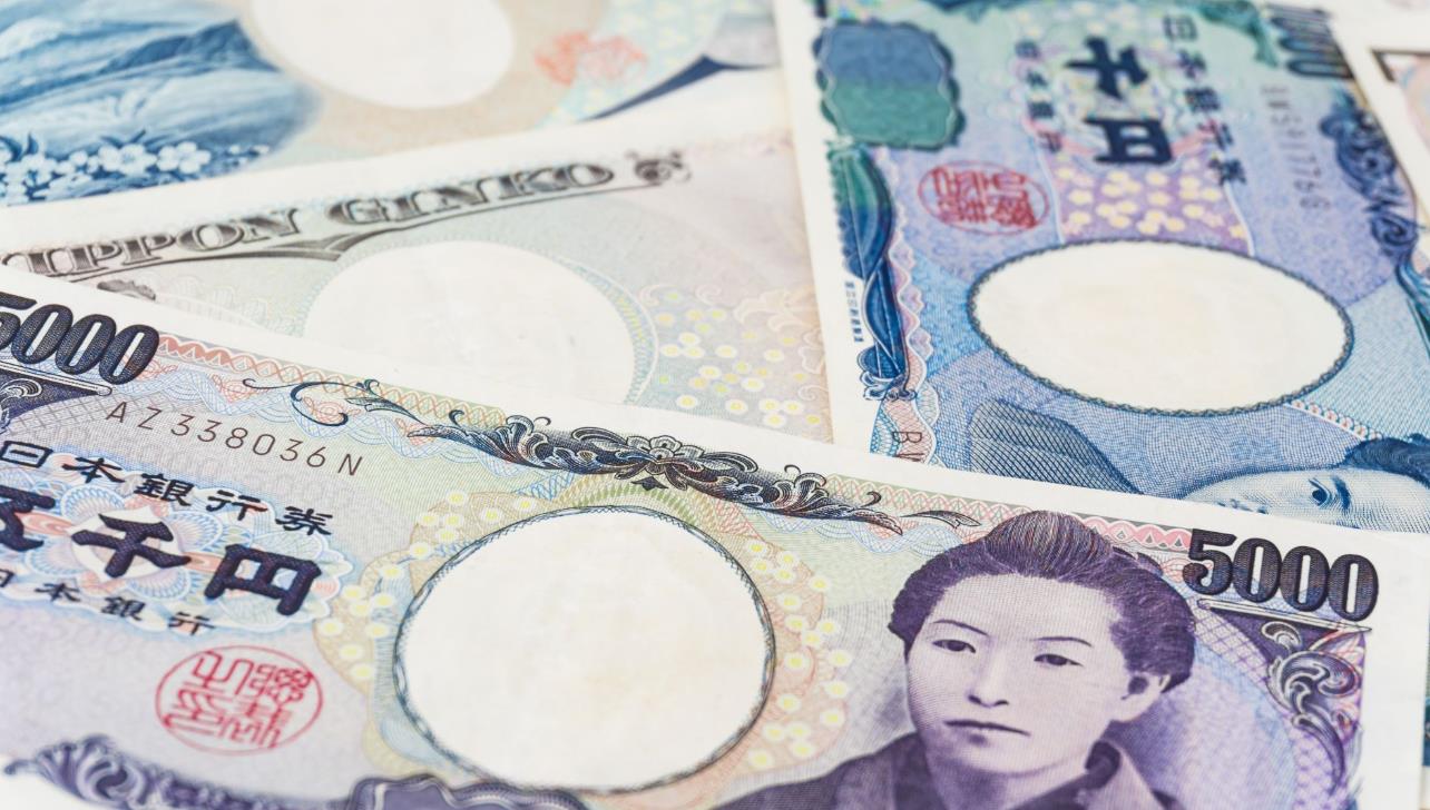 现金福利是好是坏？日本民众吵翻了！