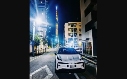 ‌极氪X右舵版现身日本街头，东京关西门店年内开业
