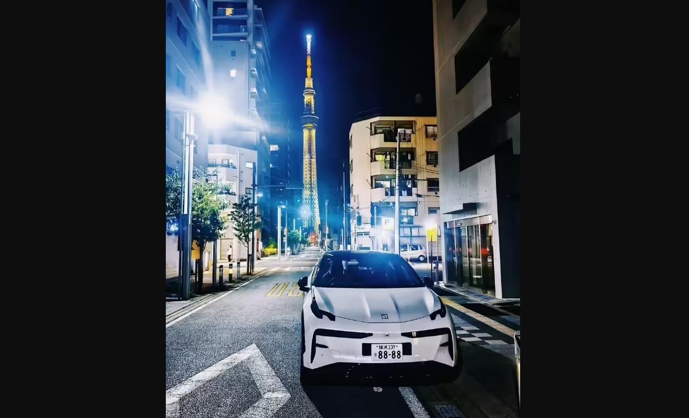 ‌极氪X右舵版现身日本街头，东京关西门店年内开业