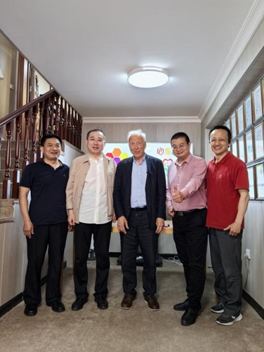 联合国KIP国际学院主席法比亚诺先生一行参访沃民高科,共探中医AI融合创新
