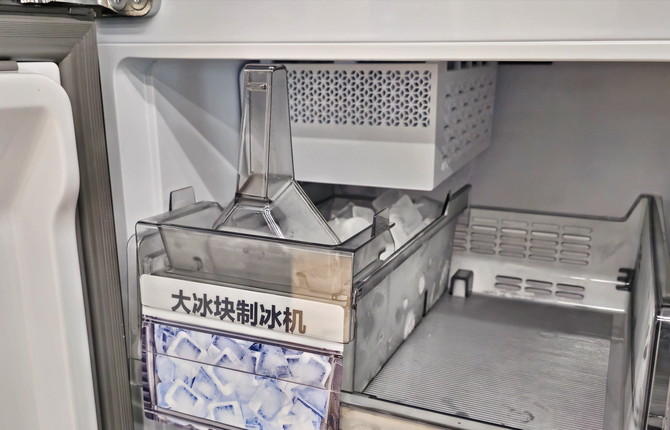 智能”鲜”锋 体验三星AI神冰箱9系后才懂科技如何改变生活