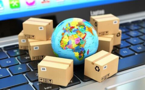 中国跨境电商年进出口规模突破2.7万亿元 增速领跑外贸大盘