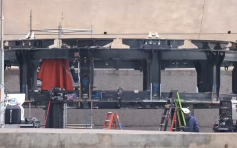 SpaceX星舰测试台爆炸后秘密重建 修复效率引关注