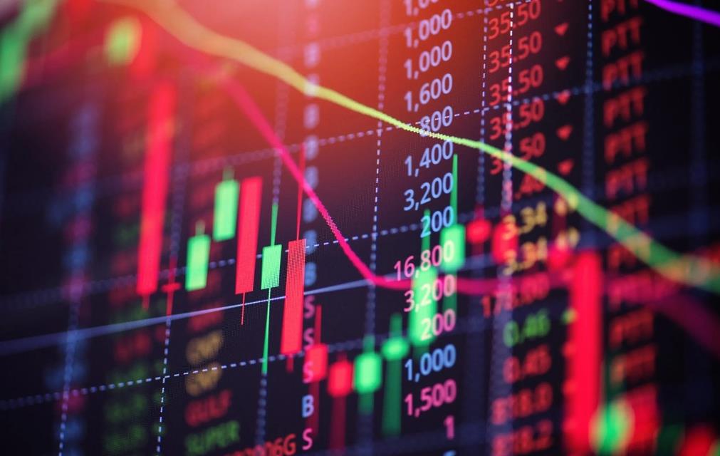 美股全线收跌 特斯拉跌超6%