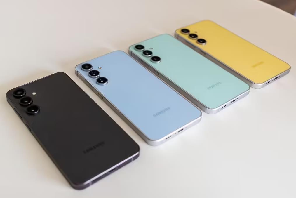 消息称三星启动Galaxy S25 FE柔性屏量产 机身薄至7.4mm创纪录