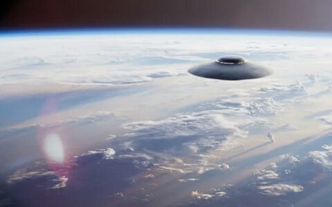 解密文件曝美战机撞上UFO