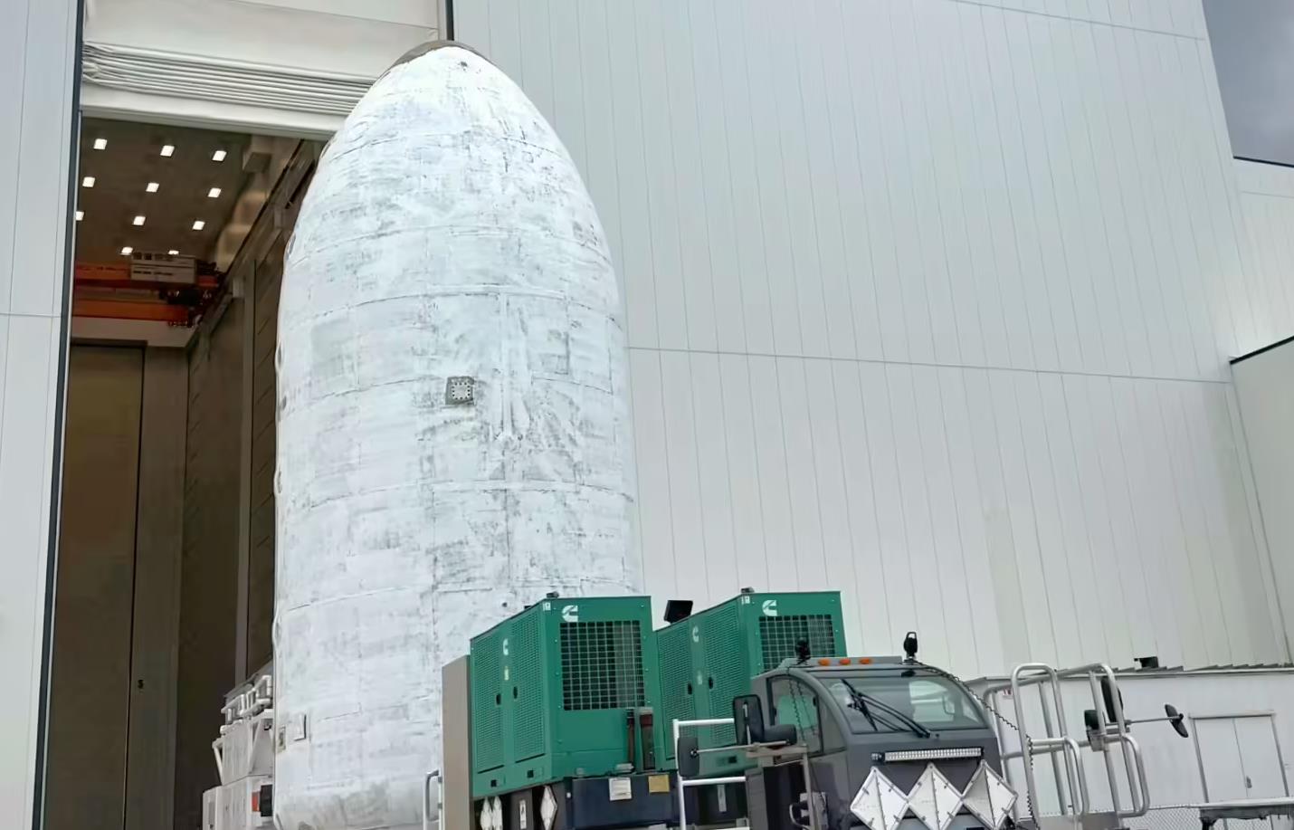 SpaceX助亚马逊发射卫星，对手合作应对FCC期限