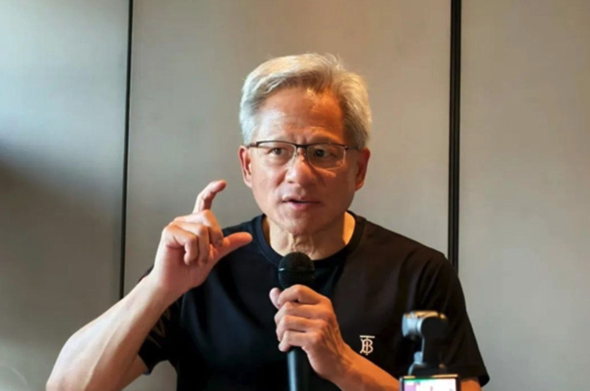黄仁勋北京发声：华为AI芯片赶超英伟达”只是时间问题”！