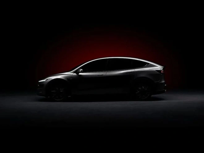 特斯拉新车Model Y L官宣，预计售价约40万元