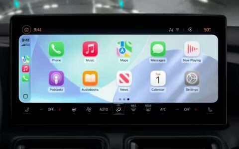 ‌苹果iOS 26新特性：CarPlay来电不挡导航，驾驶体验再升级
