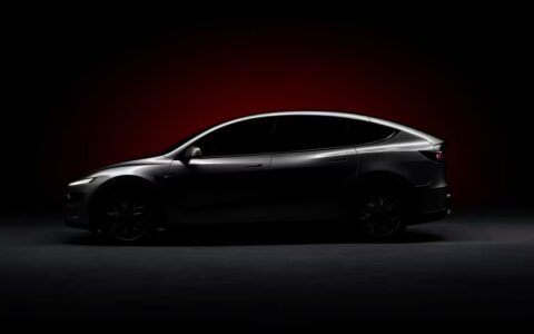 ‌特斯拉Model Y L即将上市：6座SUV续航751公里，9月开售