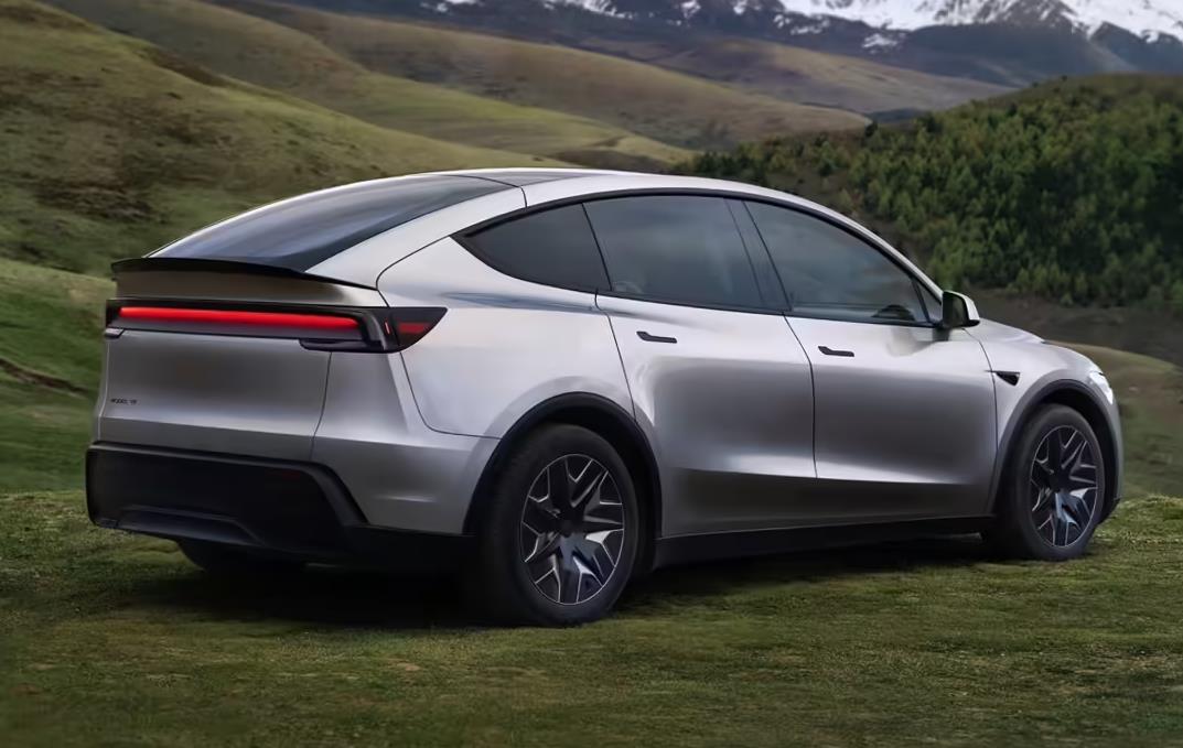 ‌特斯拉Model Y L六座版上市：续航751公里，33.9万元起售