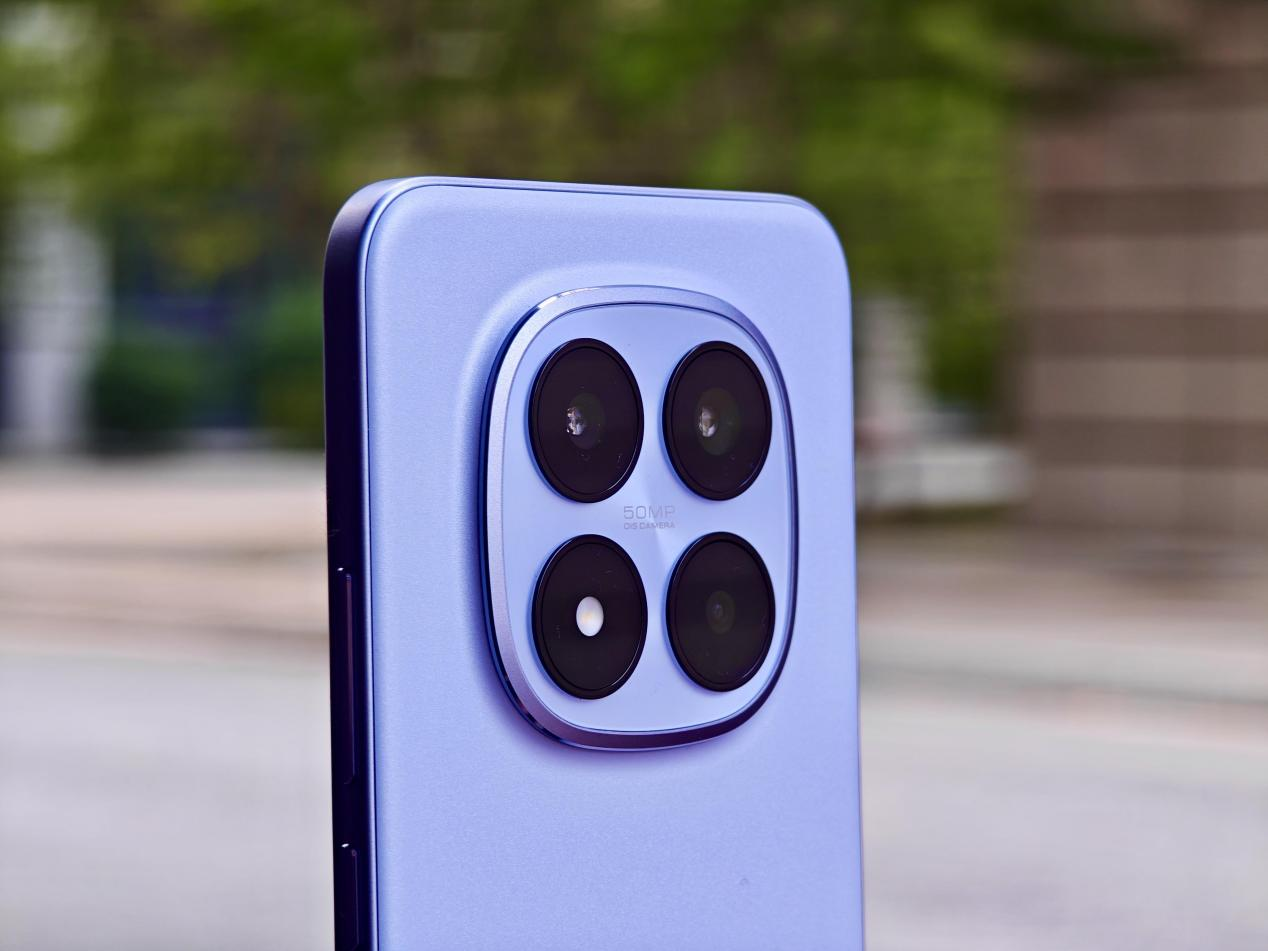 实测 REDMI Note 15 Pro+：耐用、顺畅、长续航