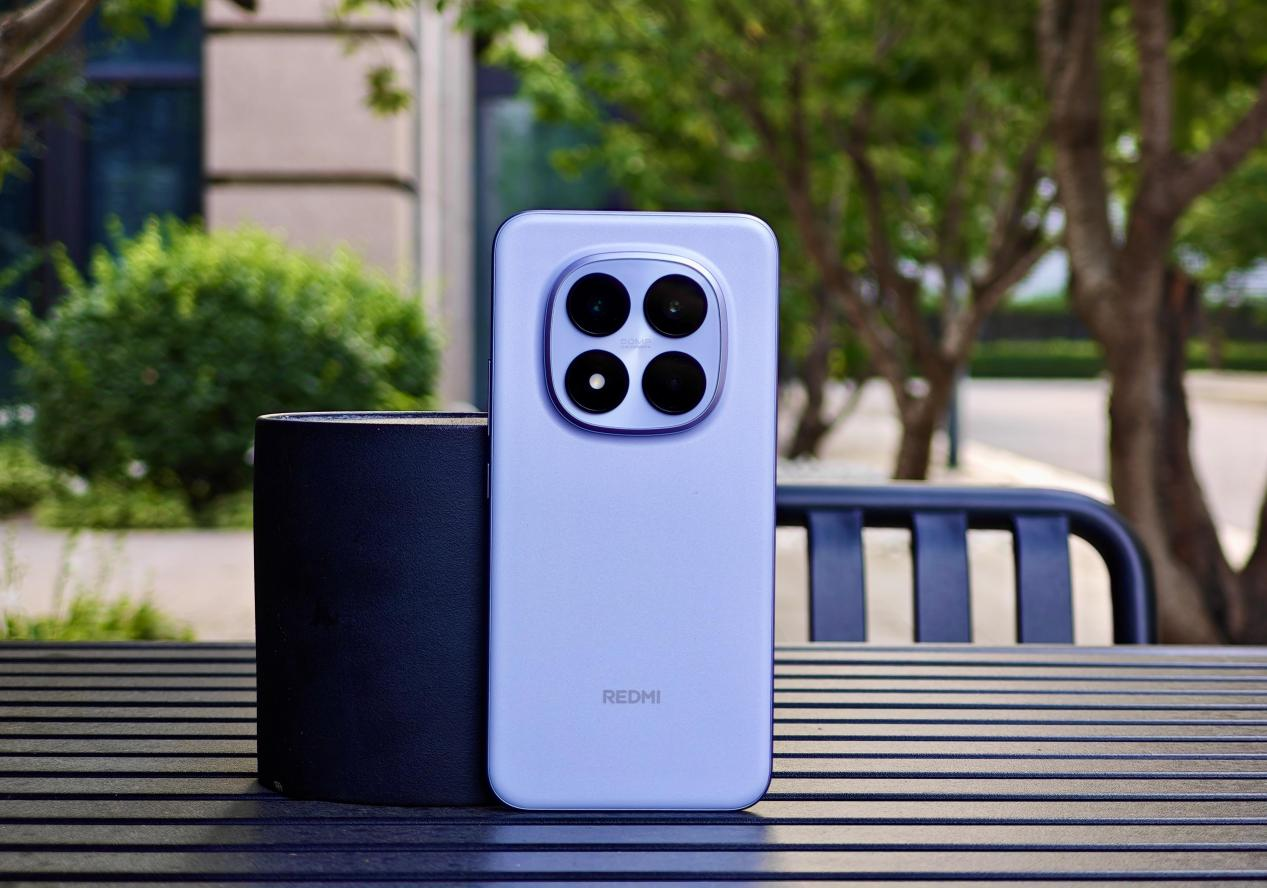 实测 REDMI Note 15 Pro+：耐用、顺畅、长续航