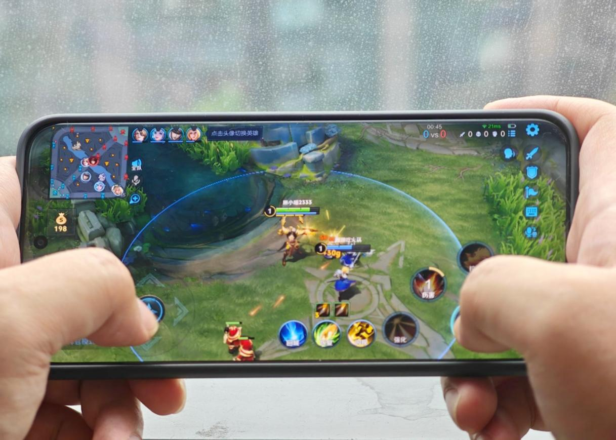 实测 REDMI Note 15 Pro+：耐用、顺畅、长续航