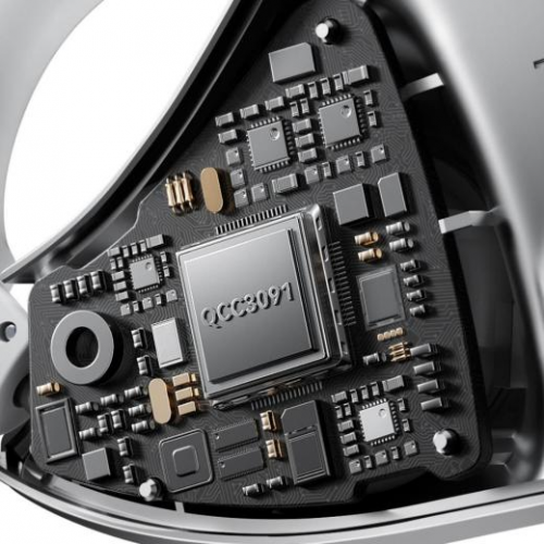 Real Young 珠宝级可穿戴音频设备H700 智美蓝牙耳机全球首发