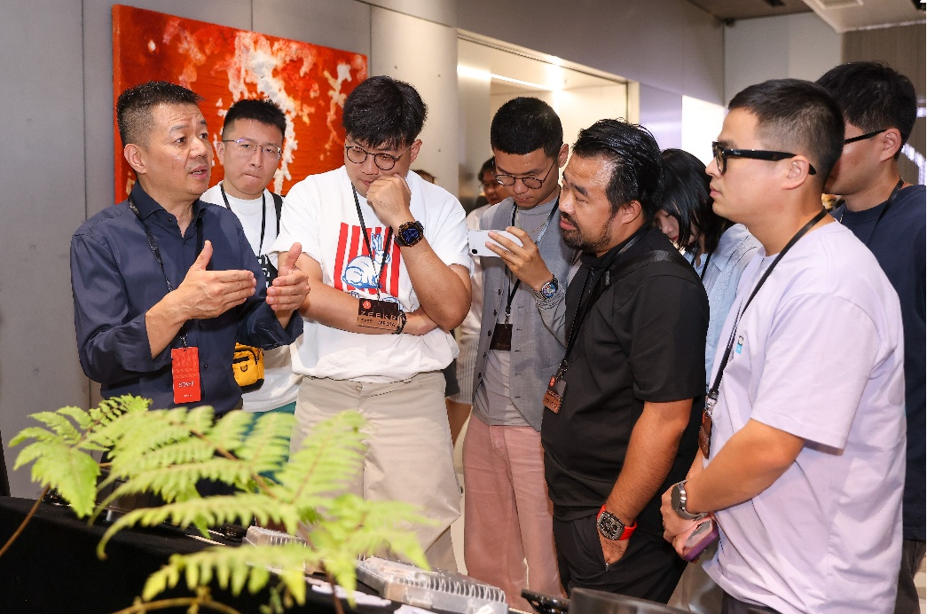 声临奢境 | 瑞声科技助力极氪9X打造车载声学新标杆