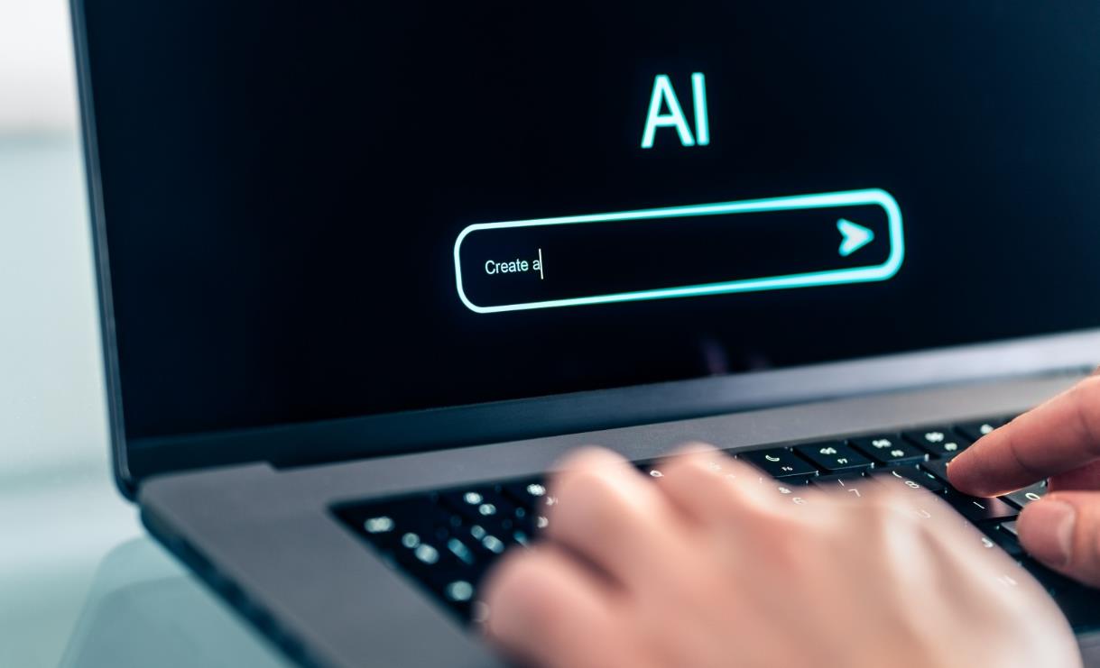 ‌OpenAI与Anthropic互评AI模型：GPT被指存在谄媚行为，Claude抗幻觉能力突出