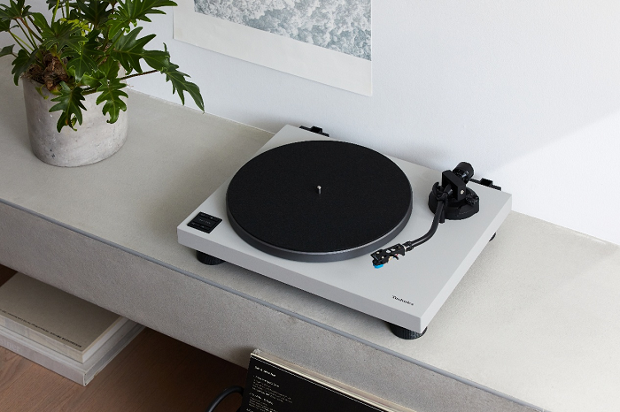 永恒之声，现代演绎 Technics 推出全新直驱式唱盘机SL40C/40CBT