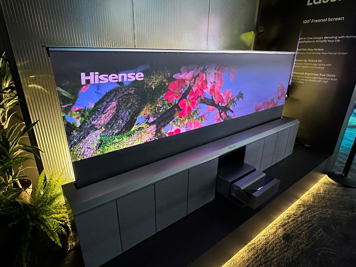 海信携全球最大116吋RGB-Mini LED炸场IFA 2025，三大技术掀显示风暴