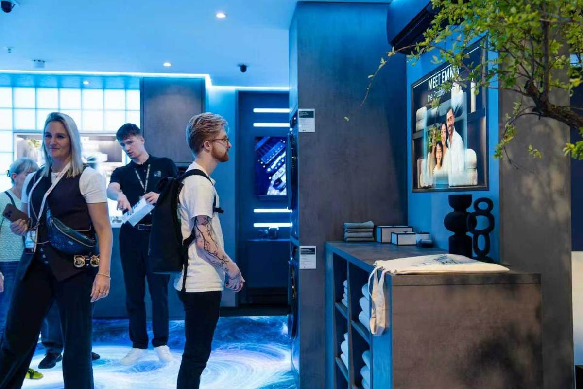 直击IFA海尔展区：世界首款多筒专属分区洗护洗衣机亮相