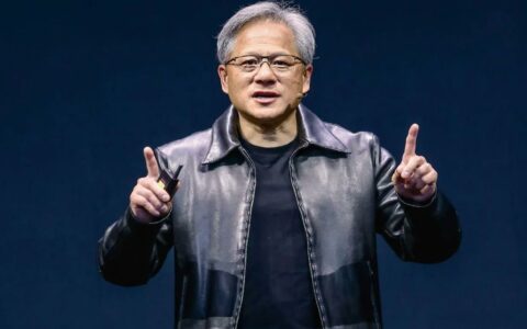 ‌英伟达CEO黄仁勋本月套现1.13亿美元 英伟达股价不跌反创新高