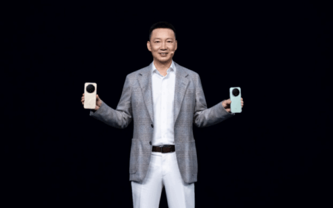 荣耀Magic8系列发布：定义AI原生时代的“自进化生命体”