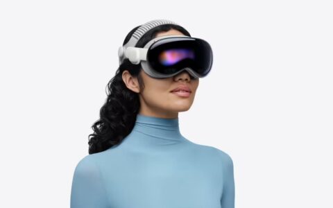 ‌苹果Vision Pro 2025款今日发售 起售价29999元