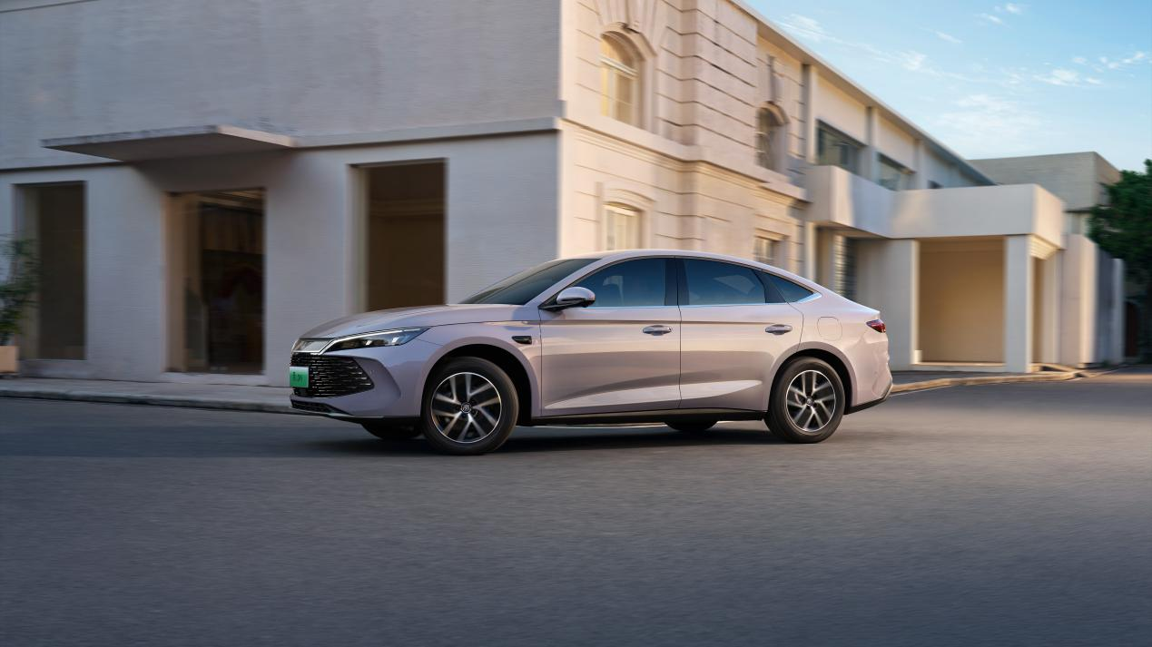 2026款秦L DM-i以“更省、更远、更智能”定义价值新高度 上市限时9.28-10.28万元