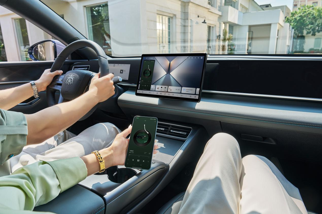 2026款秦L DM-i以“更省、更远、更智能”定义价值新高度 上市限时9.28-10.28万元