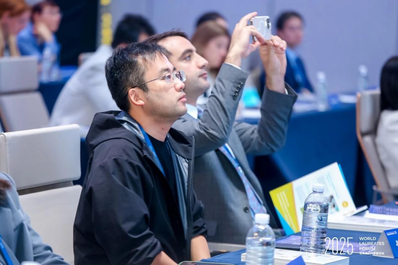 2025世界顶尖科学家论坛青年科学家大会在上海成功举办